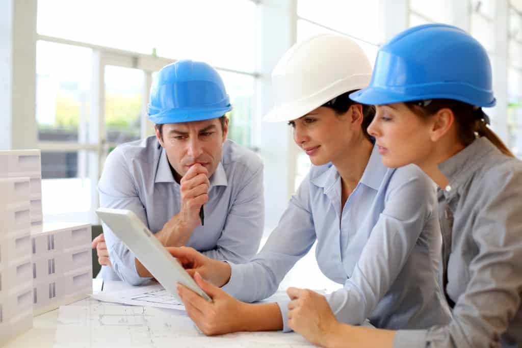 What Are The Responsibilities Of A Contactor? E.K. Bailey Construction Utah Contractor Commercial Construction Architects Avoiding construction project delays
Responsibilities of a contractor