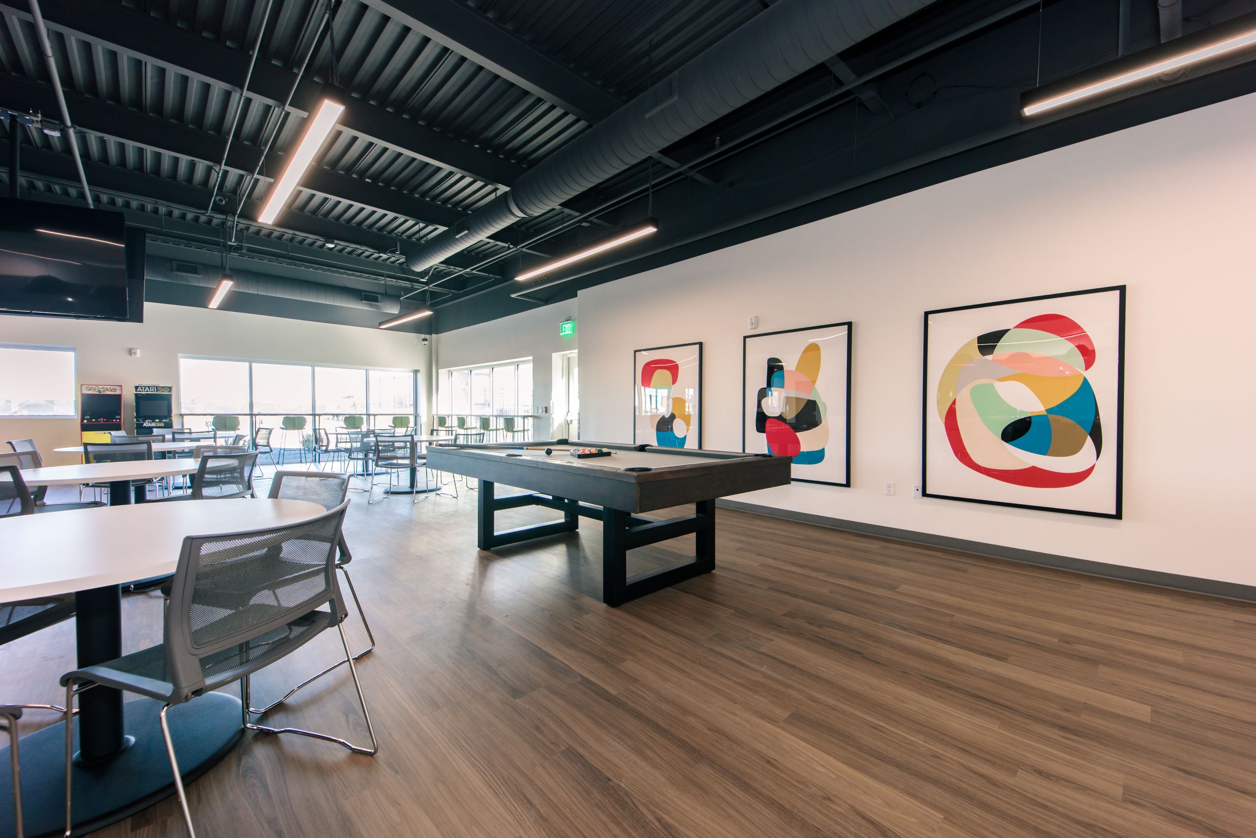 The Best Flooring Materials For High-Traffic Commercial Buildings E.K. Bailey Chromalox Ogden Utah